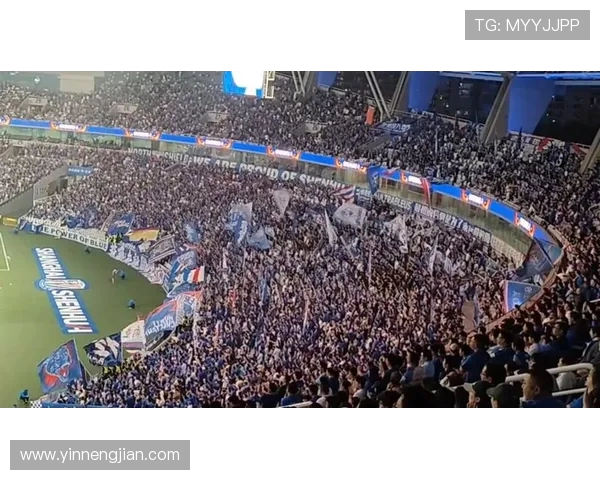 西海岸对阵申花比赛争议越位判罚引发热议 球迷和专家各执一词 西海岸对阵申花比赛争议越位判罚引发热议 球迷和专家各执一词