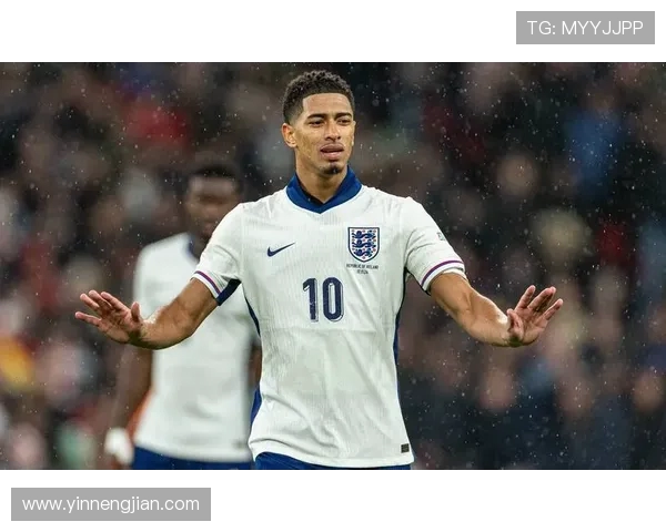 贝林厄姆当选2024-25赛季英格兰最佳球员荣誉引发热议