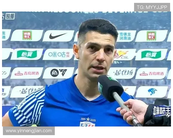 路易斯失望坦言前景未卜明年是否留队成外界持续关注的焦点话题